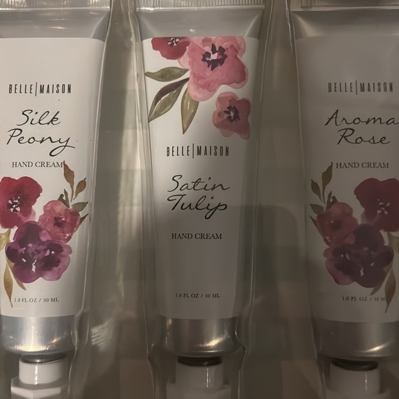Bella Maison Hand Cream Collection 3 Pack- BRAND NEW IN PACKAGING - Picture 3 of 3